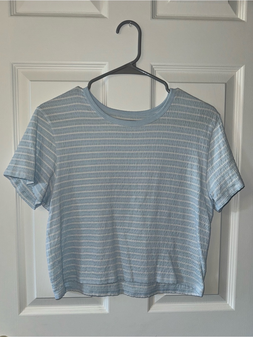 American Eagle Light Blue Stripe Ribbed Top